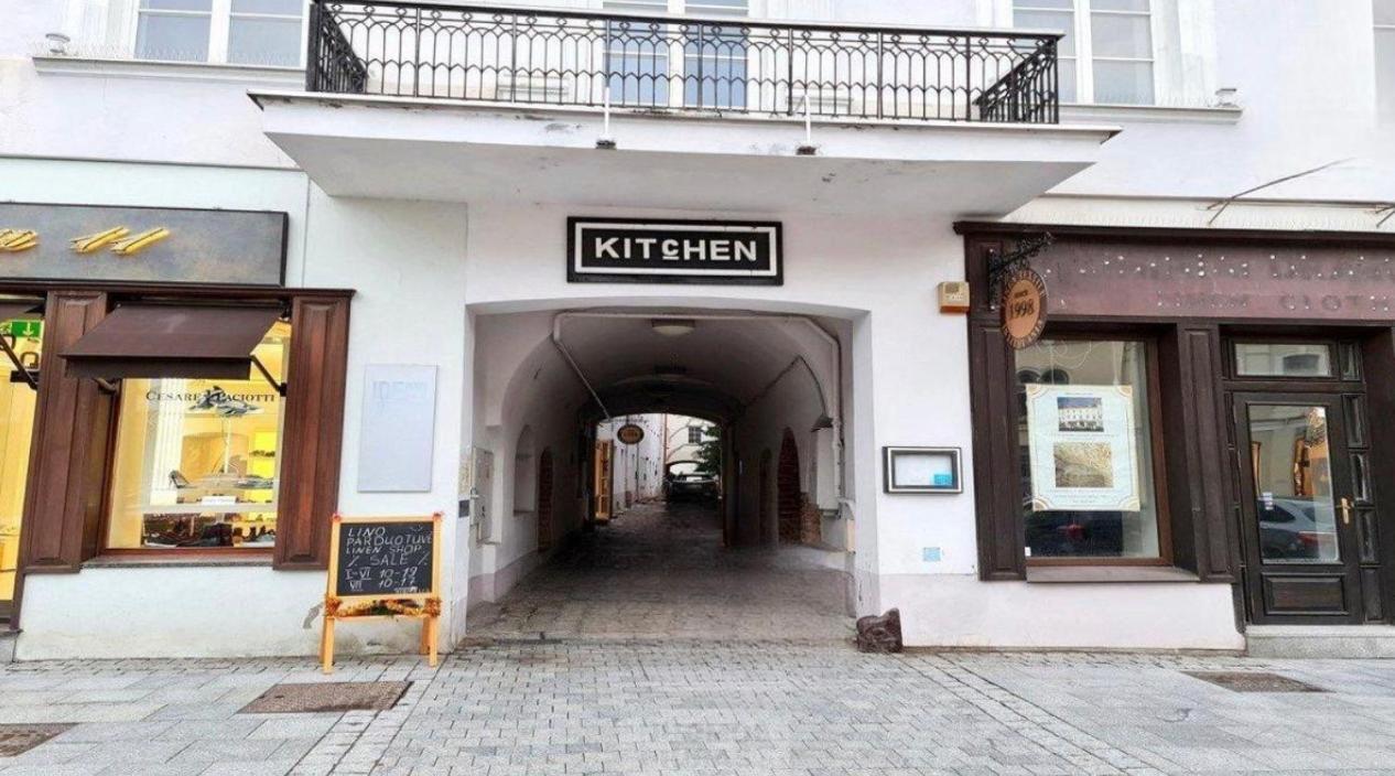 Butas Town Square Self Check-in 24h By H&h *