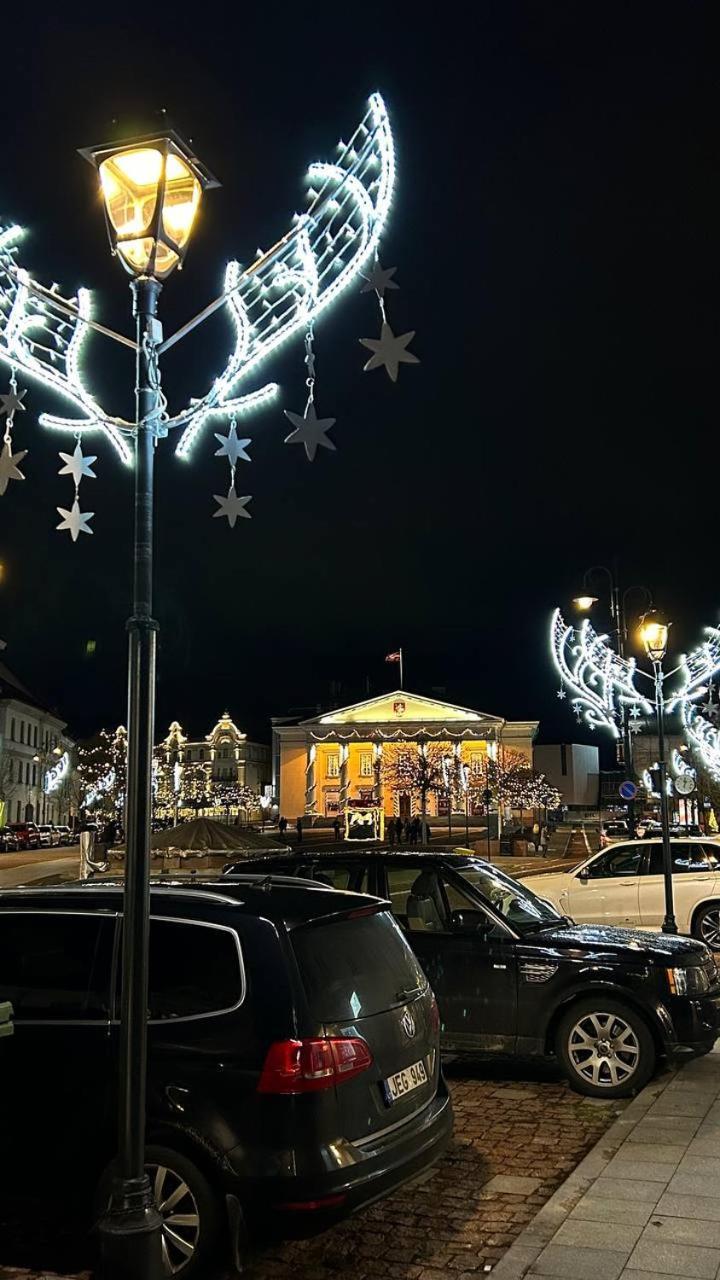 Town Square Self Check-in 24h By H&h